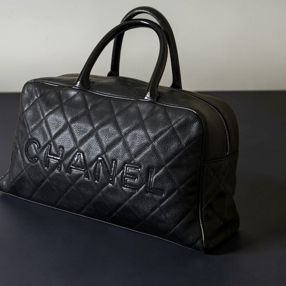 💯AUTH CHANEL LOGO SPELL OUT QUILTED CAVIAR MATALESE BOSTON BAG BLACK MEDIUM EUC